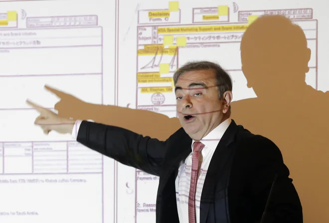 Carlos Ghosn razlaga, da je šlo pri vsem skupaj za zaroto. FOTO: AFP