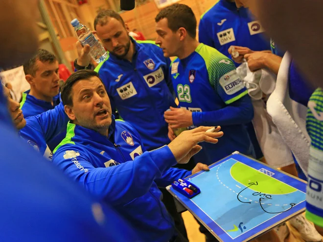 Ljubomir Vranješ je v kratkem času v reprezentanco vnesel nekaj svojih zamisli, ki naj bi bile pisane na kožo slovenskim rokometašem. FOTO: Tomi Lombar