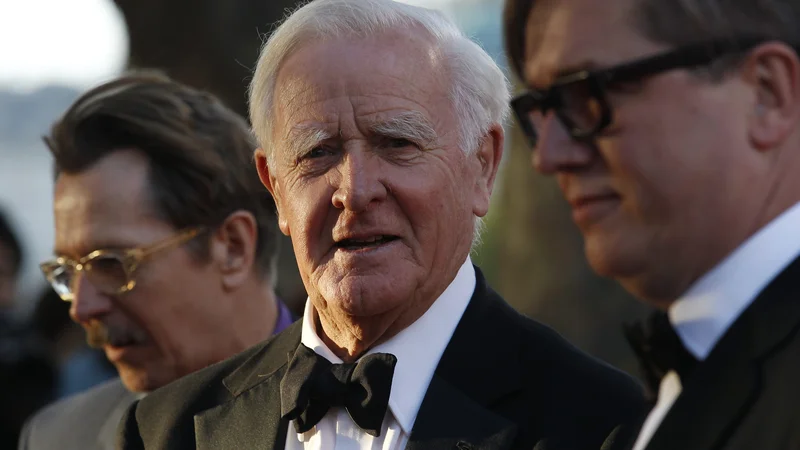Fotografija: John Le Carré, britanski igralec Gary Oldman in švedski režiser Tomas Alfredson na premieri filma Kotlar, krojač, vojak, vohun leta 2011. FOTO: Suzanne Plunkett/Reuters