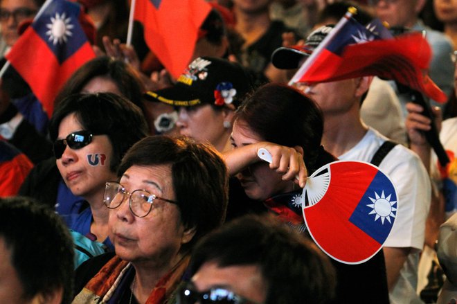 Razočarani podporniki tekmeca Han Kuo-yuja. FOTO: Hsu Tsun-hsu/AFP