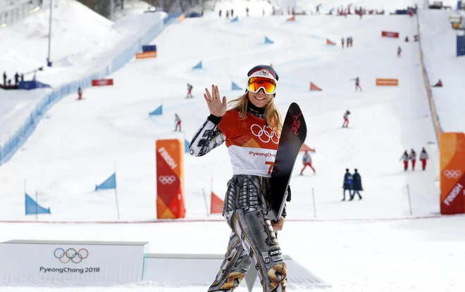 Ester Ledecka je nase opozorila na olimpijskih igrah v Pjongčangu 2018, kjer je zmagala v superveleslalomu (smučanje) in paralelnem veleslalomu (deskanje). FOTO: Matej Družnik/Delo