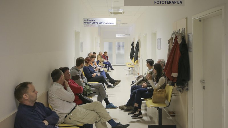 Fotografija: Bo zdravnikom uspelo izprazniti čakalnice? FOTO: Roman Šipić/Delo