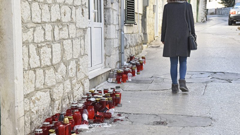 Fotografija: Umor sredi belega dne v Splitu je na spletu sprožil celo za balkanske razmere doslej še ne viden val simpatij s storilcem. Foto Cropix