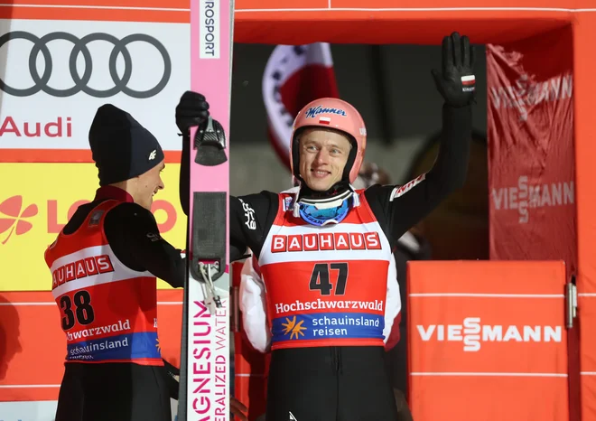 Prvouvrščeni Dawid Kubacki. FOTO: Wolfgang Rattay/Reuters