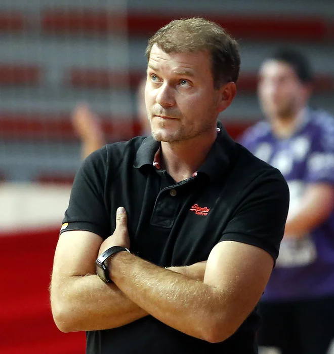 Boštjan Ficko, nekdanji organizator igre v slovenski reprezentanci, je prepričan, da imajo naši rokometaši vse še v svojih rokah. FOTO: Aleš Černivec/Delo