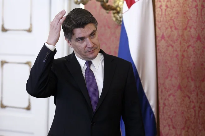 Zoran Milanović&nbsp;je po razkritju afere zavrnil kakršnokoli osebno odgovornost za odtujeni denar iz vlade. FOTO: Cropix