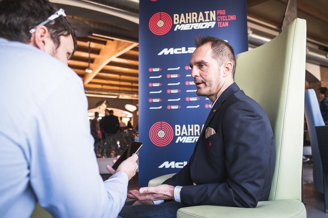 Gorazd Štangelj bo že četrto leto kot športni dirketor vodil ekipi Bahrain, ki se ji je kot solastnik pridružil konstruktor iz formule ena McLaren. FOTO: Marti Milla/Cta