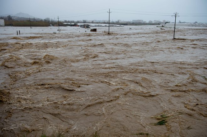 Poplave v kraju Malgrat de Mar v Španiji. FOTO: Josep Lago/AFP