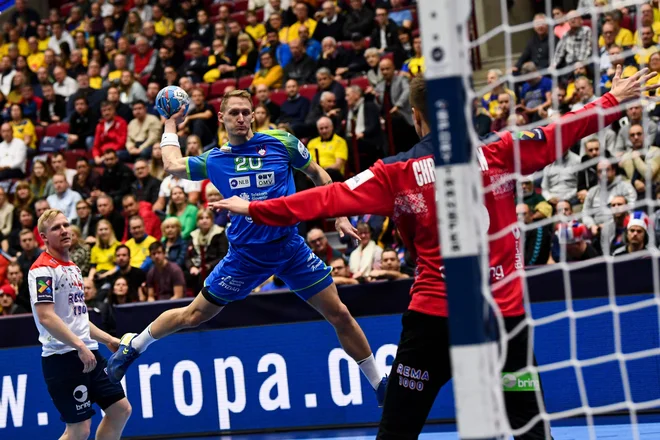Tilen Kodrin je bil najboljši strelec v slovenski vrsti. FOTO: AFP