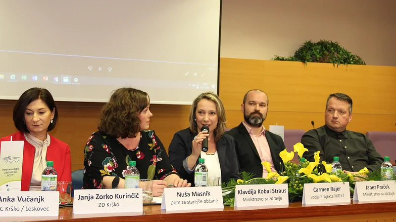 Fotografija: Udeleženci so bili enotni, da je pilotni projekt Most odlična nadgradnja sedanjega sistema. Foto Simona Fajfar