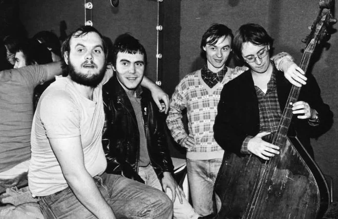 Andrej Pintarič (skrajno levo), Zoran Predin, Oto Rimele in Aleš Rupar leta 1982. Tega leta so igrali kot kvartet. FOTO: Osebni arhiv