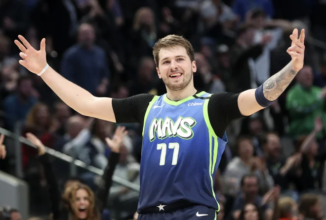 Luka Dončić se je z vrtoglavo naglico povzpel med največje zvezdnike lige NBA. FOTO: USA Today Sports