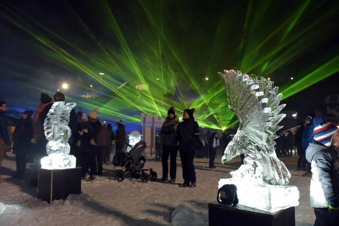 Ledene skulpture so bile novost na prireditvi. FOTO: Boris Keber