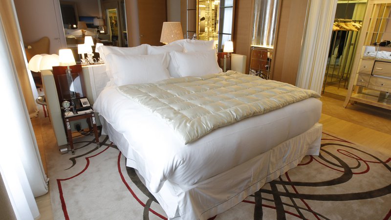 Fotografija: Gostje iz hotelske sobe radi odnesejo čisto banalne, pa tudi luksuzne reči. Foto  Reuters