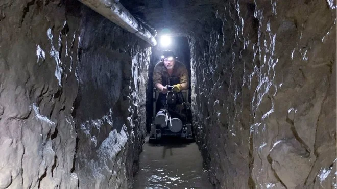 Mehiške in ameriške oblasti so odkrile doslej najdaljši tihotapski predor pod mejo med obema državama. FOTO: CBP/Reuters
