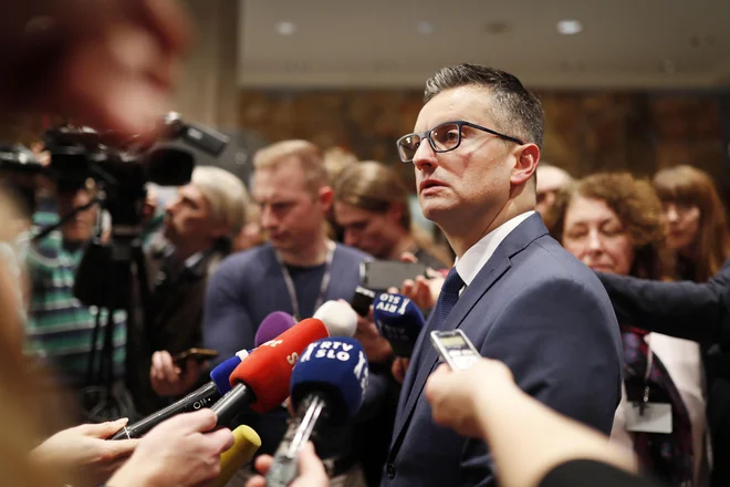 Po mnneju Marjana Šarca je v odločitvi sodišča jasno zapisano, da je arbitraža veljavna in da je treba spoštovati mednarodno pravo. Gre za bitko za interpretacijo. FOTO: Leon Vidic/Delo