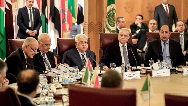 Fotografija: Zunanji ministri držav Arabske lige so na današnjem izrednem zasedanju razpravljaji o viziji reševanja konflikta med Izraelom in Palestino, ki so ga v ZDA predstavili ta teden. FOTO: Khaled Desouki/AFP
