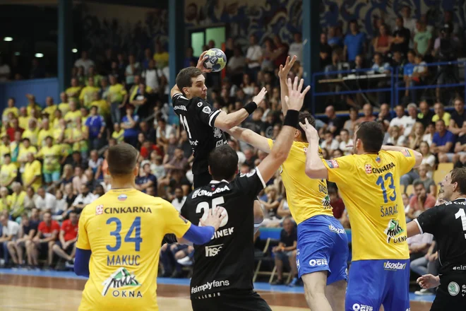 Superpokal je v Slovenj Gradcu pripadel Celjanom. FOTO: Leon Vidic