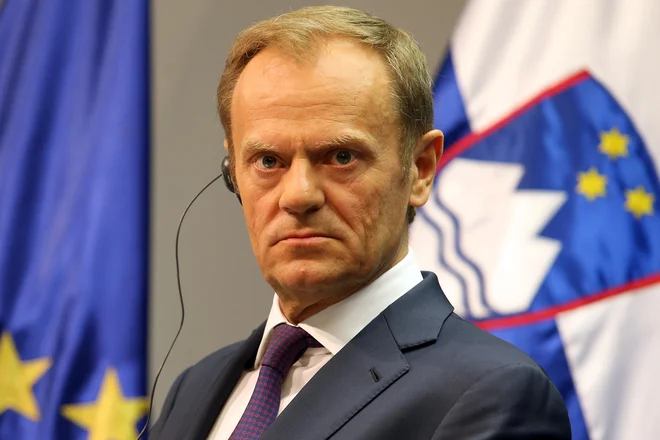 Predsednik evropskega sveta Donald Tusk nad madžarsko stranko Fidezs ni navdušen. FOTO: Tomi Lombar/Delo