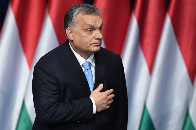 Stranka Fidesz Viktorja Orbána&nbsp;vsaj za leto dni ostaja članica Evropske ljudske stranke. FOTO: Attila Kisbenedek/AFP