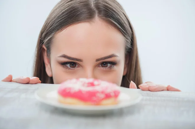 Tudi če hočemo shujšati, moramo mišicam zagotoviti kakovosten bencin za njihovo delo. Foto: Shutterstock