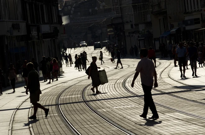 Pristojne službe so opozorile tudi prebivalce Zagreba, da je danes pričakovati sunke vetra do 105 kilometrov na uro. FOTO: Reuters