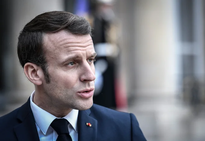 Francoski predsednik Emmanuel Macron je konec lanskega leta z veliko aroganco blokiral sprejetje odločitve EU o začetku pristopnih pogajanj z Albanijo in Severno Makedonijo.&nbsp;Foto: Stephane De Sakutin/Afp