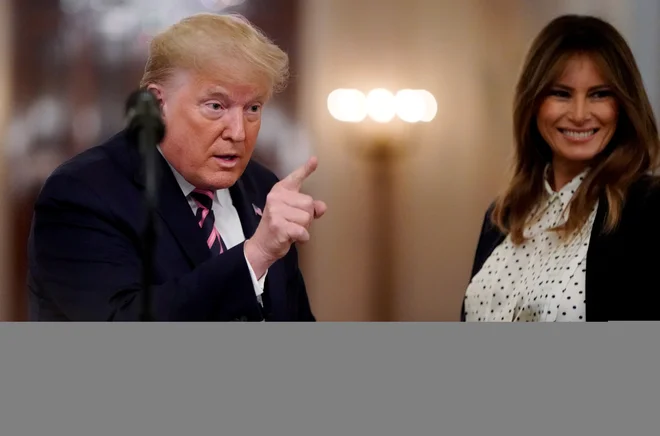 Trump se je prvi dami Melanii in vsej družini opravičil za težave. Foto Joshua Roberts Reuters
