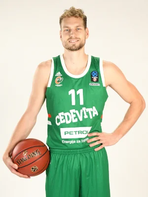 Slovenski reprezentant Jaka Blažič je bil pri domačih znova najboljši posameznik. Dosegel je 30 točk in imel četrtič v sezoni v ligi Aba statistični indeks višji od 30 (35). FOTO: Kk Cedevita Olimpija