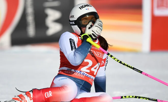 Tiffany Gauthier je zgolj za stotinko zaostala za stopničkami. FOTO: Christof Stache Afp