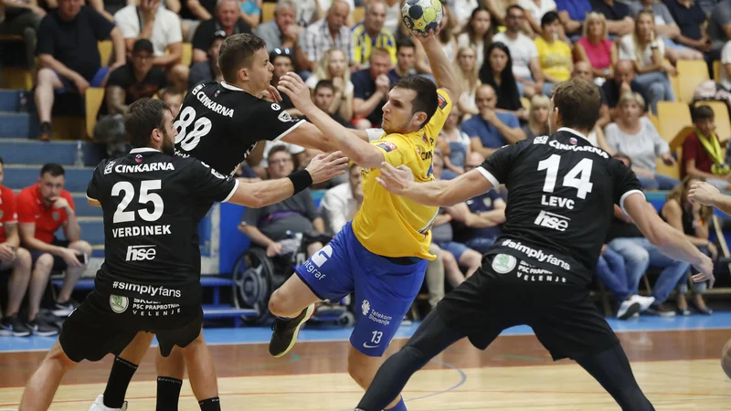 Rokometaši Celja Pivovarne Laško so v 11. krogu evropske lige prvakov izgubili proti francoskemu PSG z 29:33 (13:17). FOTO: Leon Vidic/delo