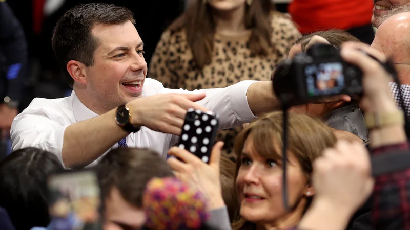 Fotografija: Pete Buttigieg zavrača očitke o neizkušenosti. Foto: Win Mcnamee/Afp