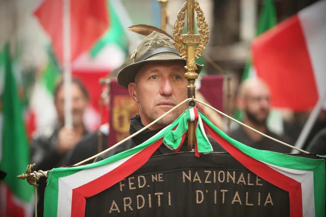 Prireditev ob<em> Dnevu spomina</em> v Bazovici so protestno zapustili predstavniki levih demokratov. Med njimi je bila tudi sentaroka Tatjana Rojc. Foto Blaž Samec