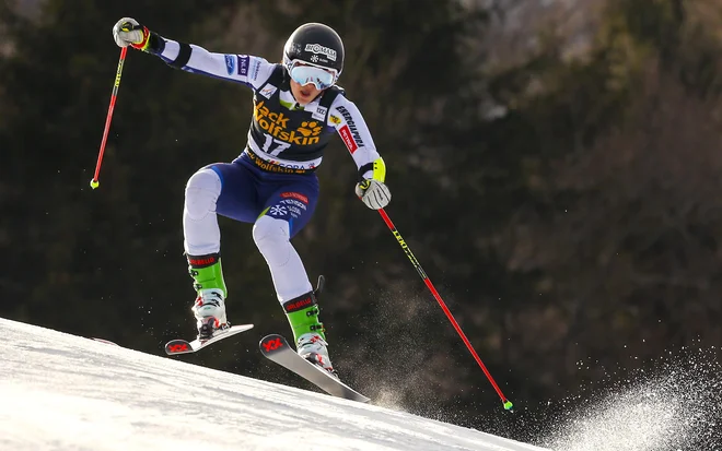 Tina Robnik se je samozavestno lotila kranjskogorske preizkušnje. FOTO: Matej Družnik/Delo