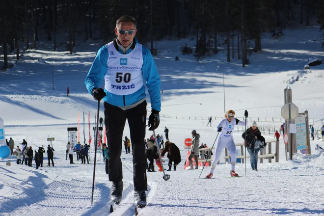 Zapomnite si, da je tisto, kar velja v smučini za klasično tehniko, tudi osnova za drsalno. Foto: Miroslav Cvjetičanin