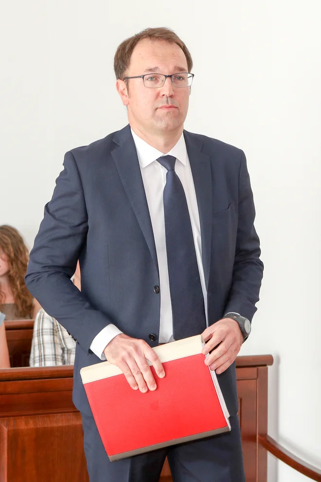 Pnevmolog Damjan Birtič trdi, da pokojnega Steva Petroviča ni malomarno zdravil. FOTO: Marko Feist