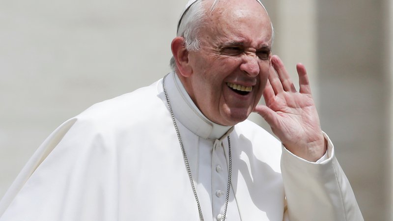 Fotografija: Na papeža Frančiška se zgrinjajo številne obtožbe cerkvenih konservativcev. FOTO: Reuters