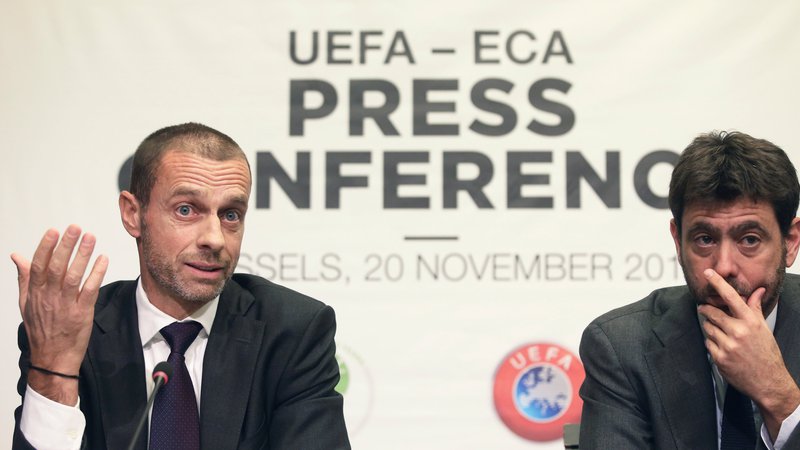 Fotografija: Predsednik Uefe Aleksander Čeferin in prvi mož klubskega združenja Eca, tudi predsednik Juventusa, Andrea Agnelli v Bruslju. FOTO: Reuters
