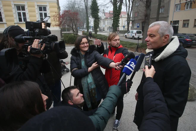 Saša Arsenovič na današnjih volitvah. FOTO: Tadej Regent/Delo