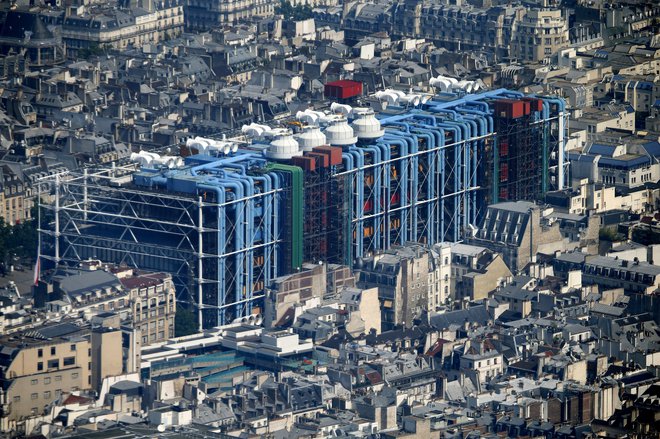 Na natečaju za Centre Georges Pompidou je Renzo Piano zmagal še kot relativno neznan arhitekt. FOTO: Charles Platiau/Reuters