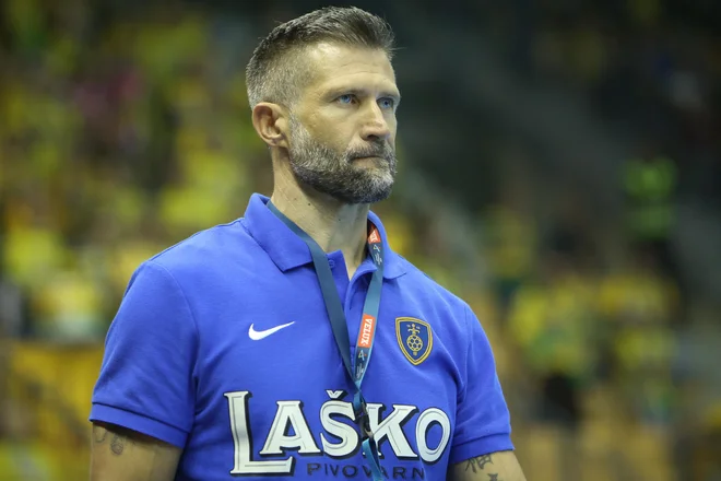 Tomaž Ocvirk je vrsto let vodil celjske mladince, jeseni pa kot dežurni gasilec sprva nasledil Branka Tamšeta, zatem pa podpisal dolgoročno pogodbo.&nbsp;FOTO: Jure Eržen