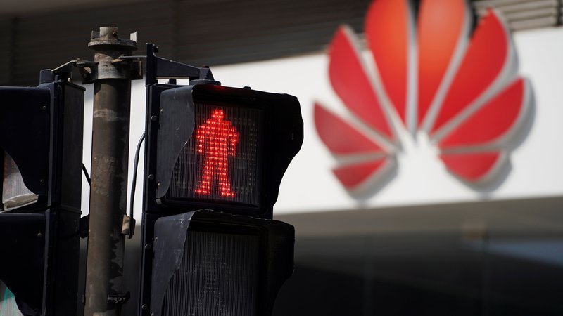 Fotografija: Huawei v ZDA ni zaželen. FOTO: Reuters