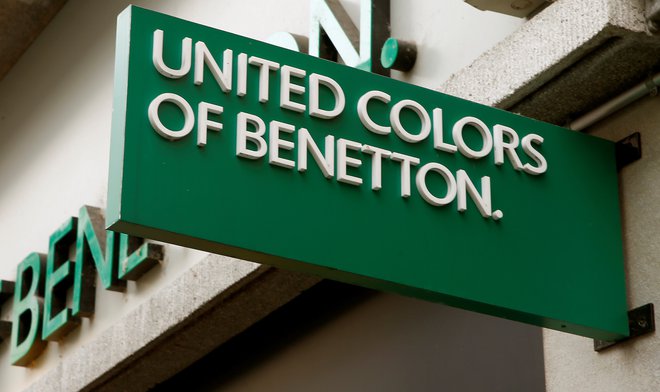 Ker je podjetje Autostrade postalo skoraj sopomenka za skupino Benetton, so Italijani v dnevih po nesreči v Genovi nestrpno čakali na njen odziv. In bili razočarani.<br />
FOTO: Reuters