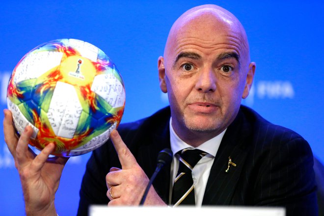 Svet Fife je sprejel predlog predsednika Giannija Infantina za ustanovitev novega svetovnega prvenstva za klube. FOTO: AFP