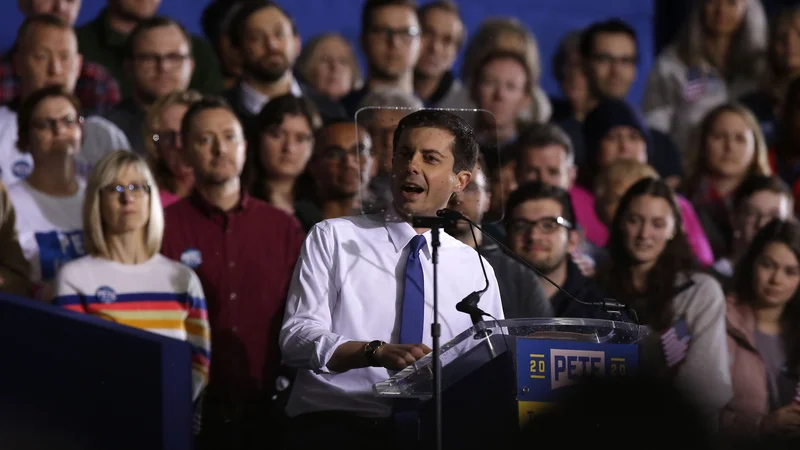 Fotografija: Župan Pete Buttigieg je v domačem South Bendu v Indiani tudi uradno vstopil v predsedniško tekmo. Foto: AFP