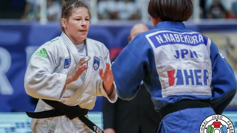 Fotografija: Tina Trstenjak je v velikem finalu strla odpor Japonke Nami Nabekura. FOTO: Marina Mayorova/IJF