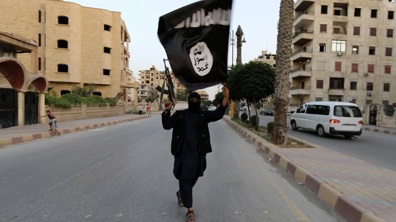 Fotografija: Glavni obtoženec naj bi kot pridigar mlajše moške novačil k boju za Islamsko državo. FOTO: Reuters