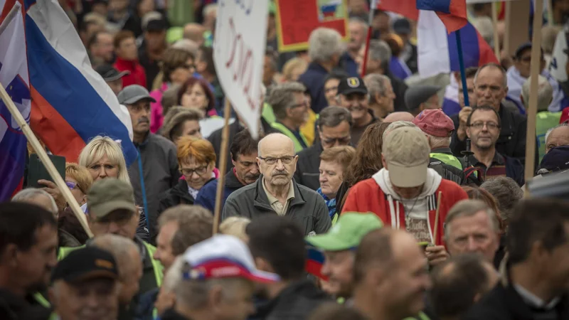 Fotografija: Ali imamo tudi sposobne politike, ki znajo voditi državo, ali pa je le še vprašanje časa, kdaj bo tudi na slovenskih volitvah zmagal nevaren populist, ki bo zbral glasove preslišanih, neuspešnih in zapostavljenih?