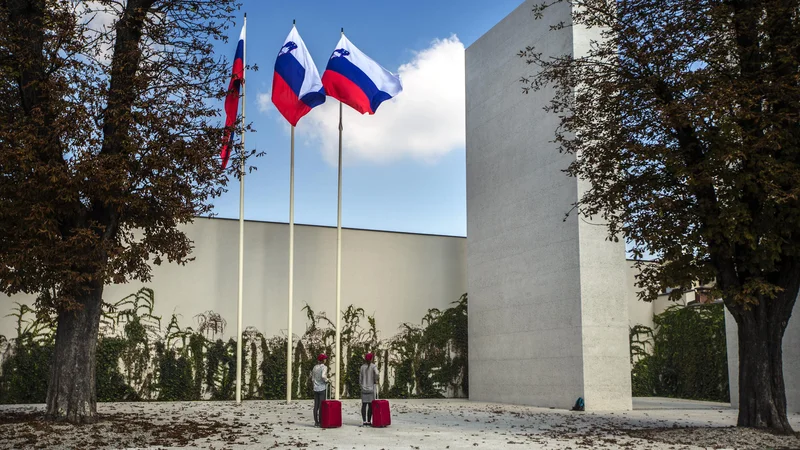 Fotografija: Po koncu vojne je postal žrtev lastne propagande. Če bi ostal v civilni obleki, bi ga Angleži bržkone ne vrnili. FOTO: Voranc Vogel/Delo