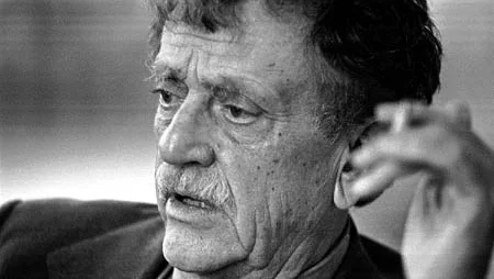 Fotografija: Kurt Vonnegut je kratke zgodbe mojstrsko izpilil.
Foto osebni arhiv